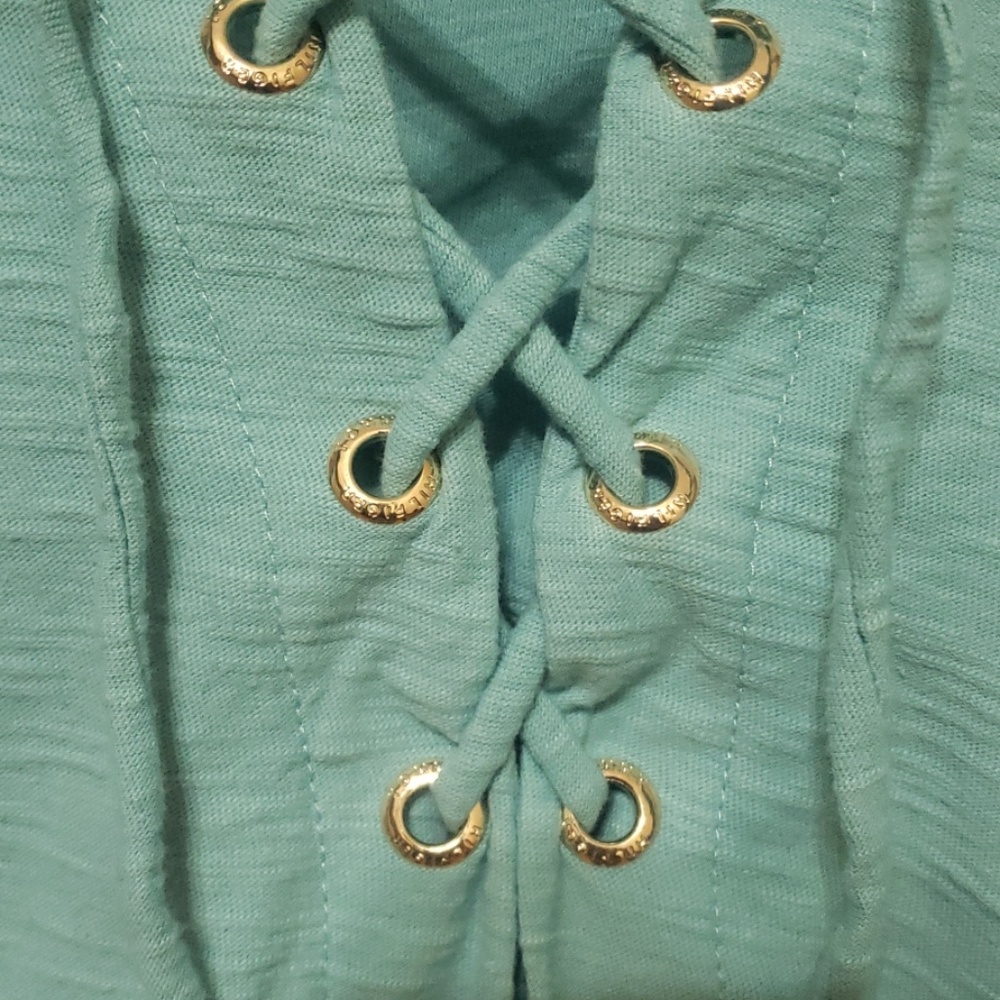 Tommy Hilfiger sea blue. Sz L, 3/4 length sleeve
